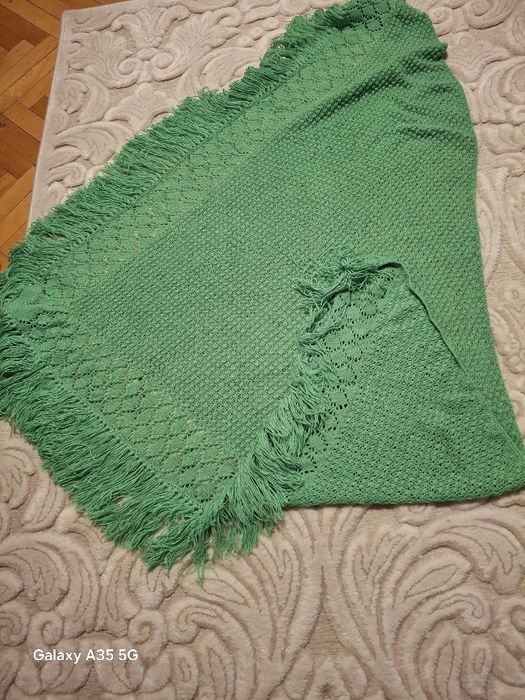 Colțar croșetat  pentru umeri și mănuși