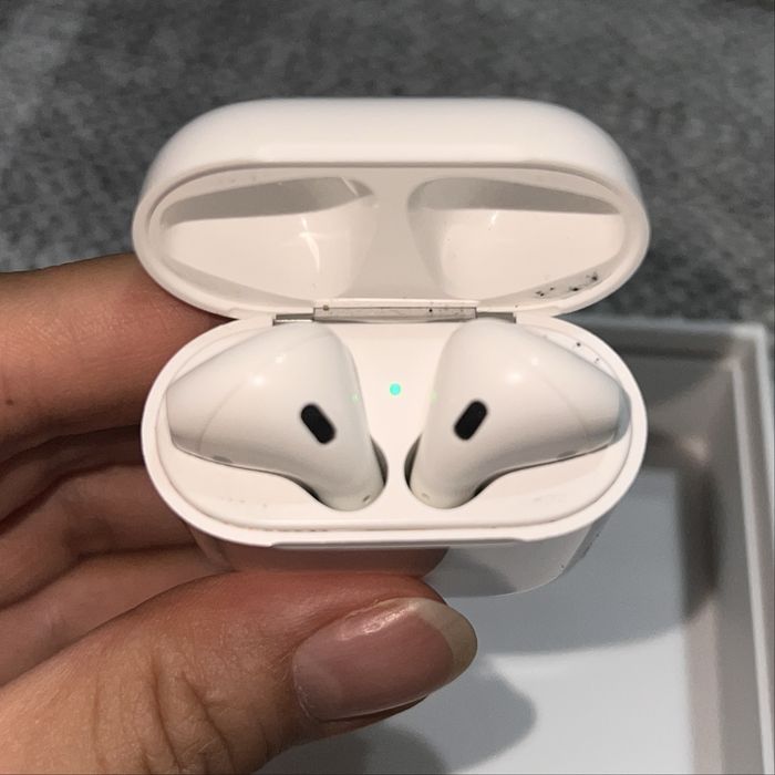 Наушники Apple Airpods 2 Б/У оригинал