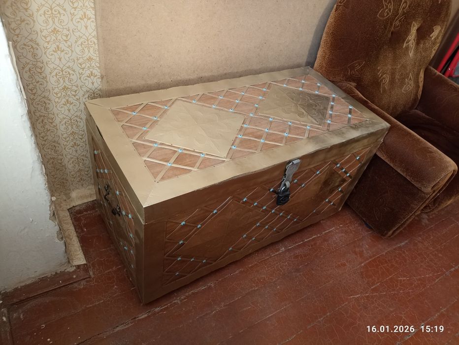 Сундук 50х50х100см