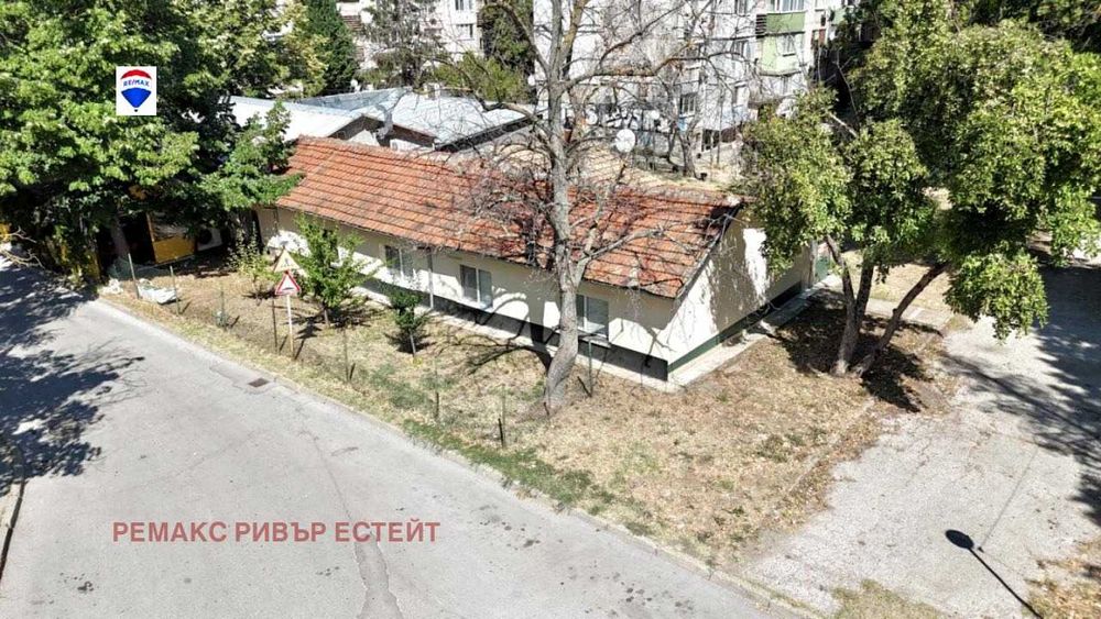 Продава се Къща в Русе, Здравец Изток - 159 кв.м за 1287 €/кв.м - Снимка #1