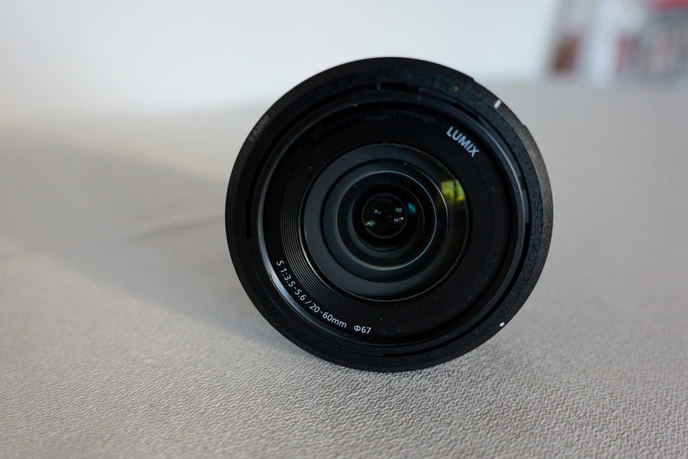 Panasonic Lumix S 20-60mm F3.5-5.6 – Montură L-Mount