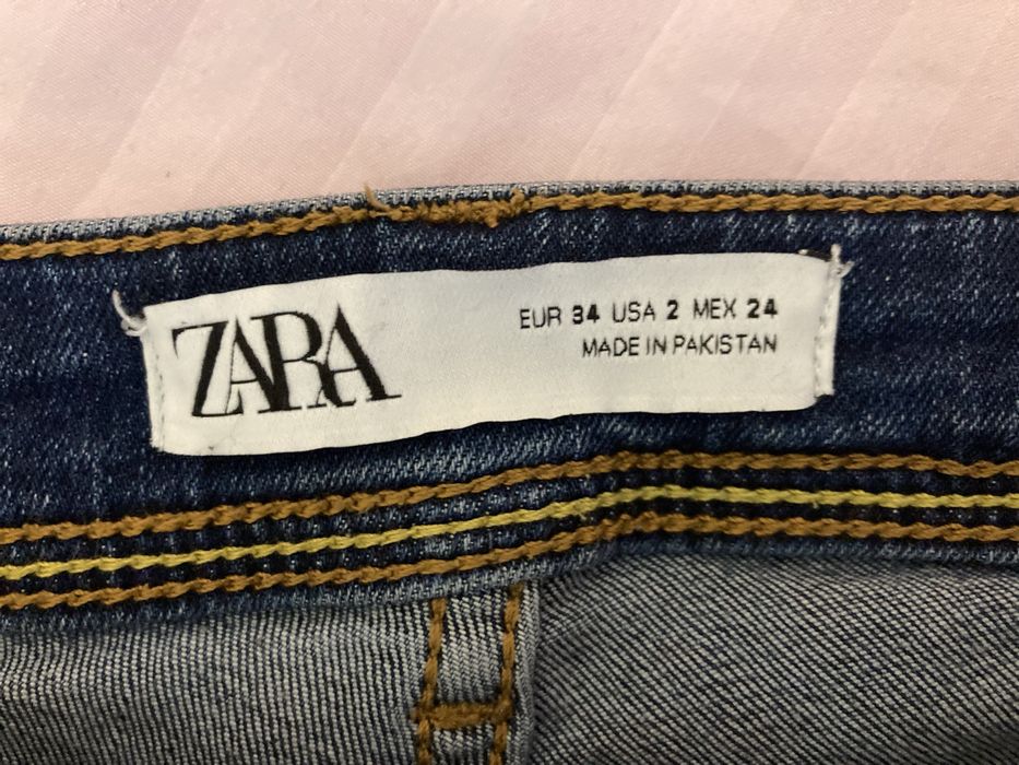 Blugi albastrii zara