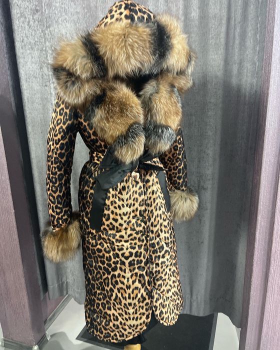 Geaca impermeabila cu blana naturala