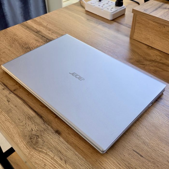 Офисный ноутбук Acer Aspire 3