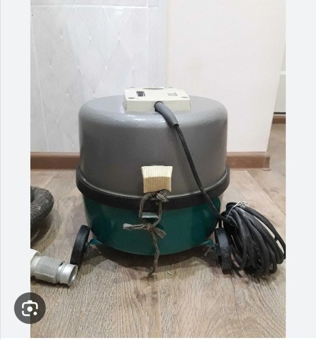 Советский пылесос Буран