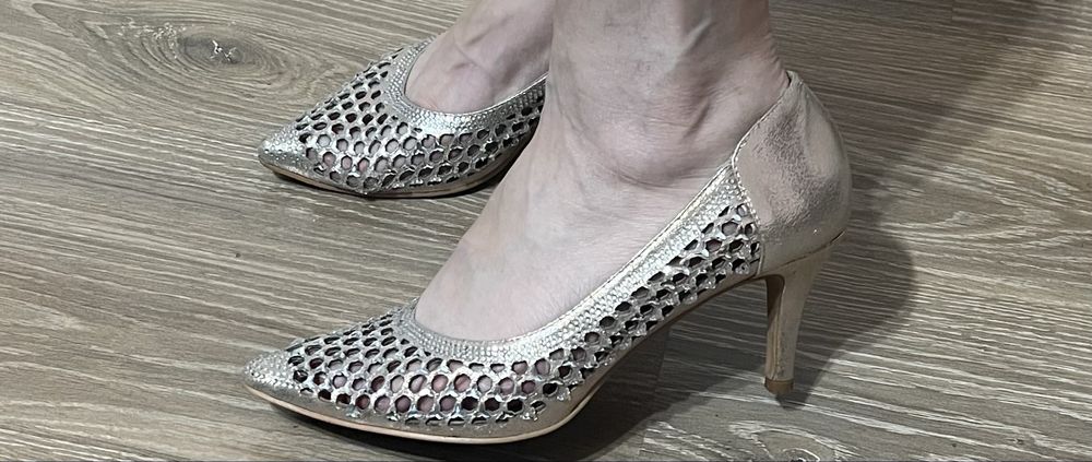 Туфельки блестящие летние