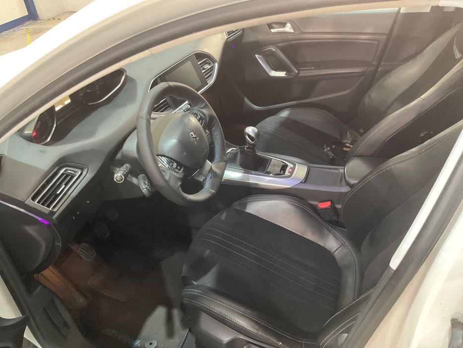 Peugeot 308 t9 1.6 BlueHDI 120hp НА ЧАСТИ