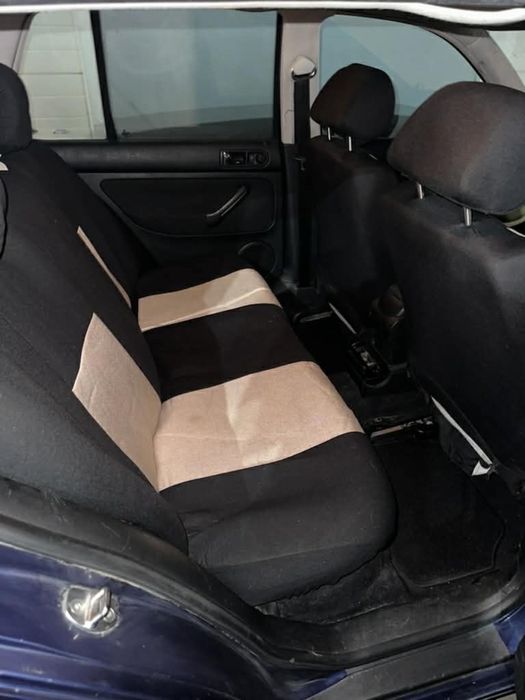 Se vinde Golf 4 anul 2000