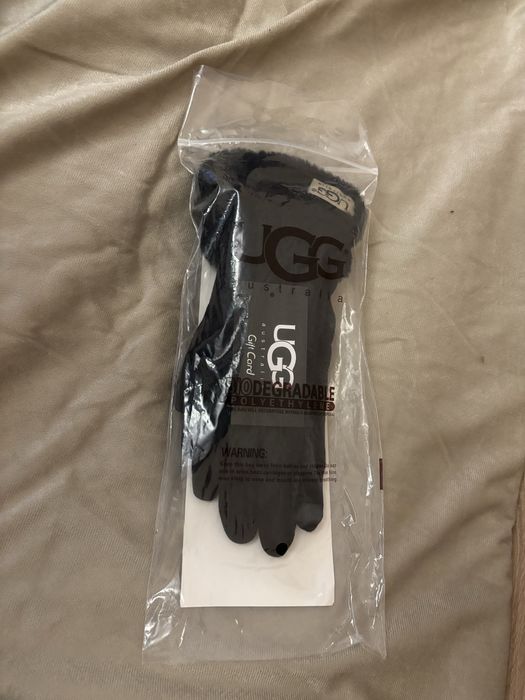 Зимни черни ръкавици Uggs