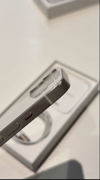 iPhone 14 128GB starlight