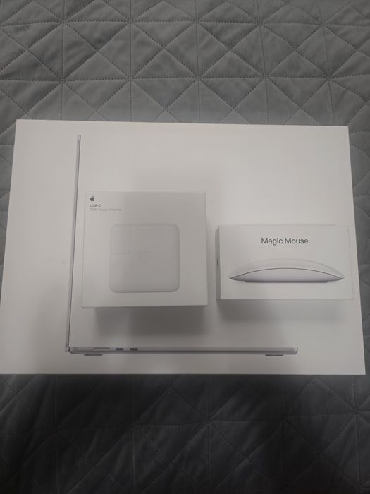 Macbook air 15 M5 16gb ram 512 ssd НЕ СА ОТВАРЯНИ!