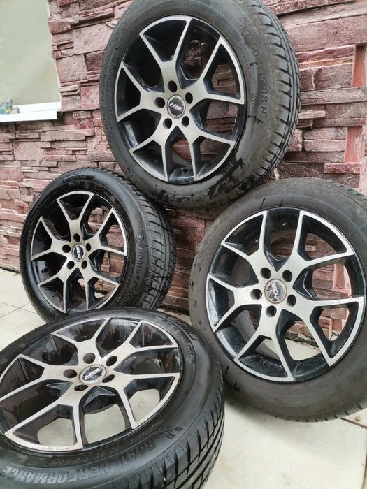 Гуми с джанти 15x6 1/2 JJ 185/60R15 Seat Ibiza 4бр.