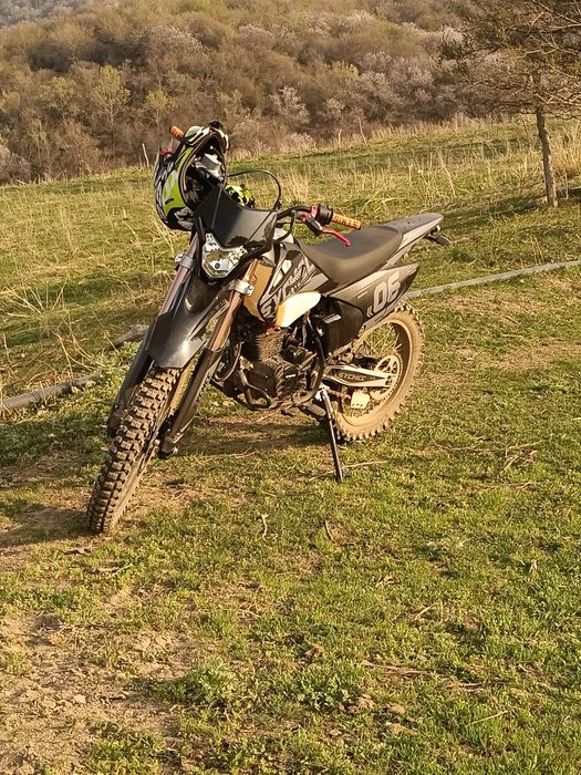 Продам эндуро  300куб