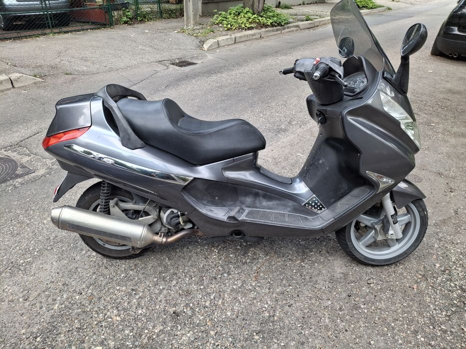 Vând Scuter Piaggio X8 125 cc 11 kw B125