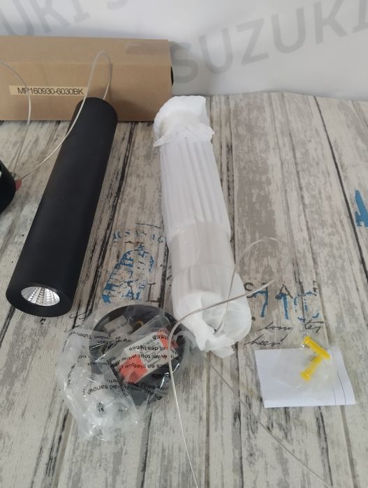Продавам висящи led лампи