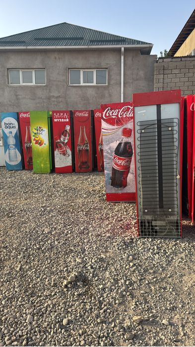 Витринный холодильники