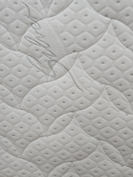 Матрас для кровати