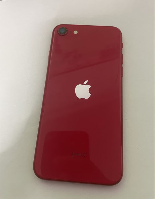 Iphone SE 2020 (АКБ 75%)