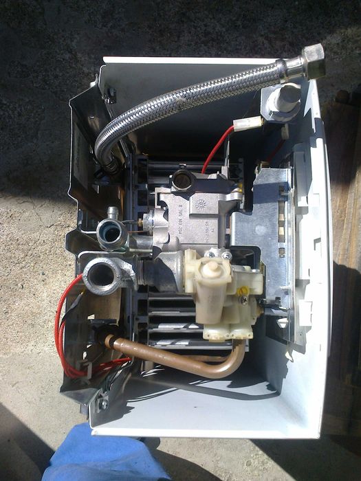 Продавам газов бойлер "БОШ"