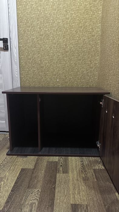 Тумба-домик  для лотка для кошек и мелких собак.