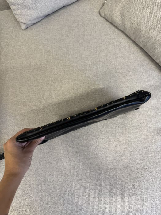 Черная сумка клатч Sisley