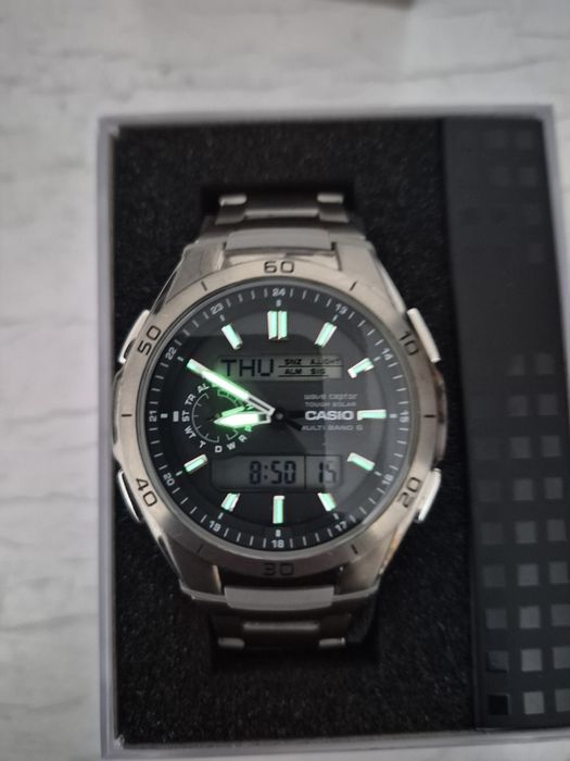 Casio waveceptor solar titan