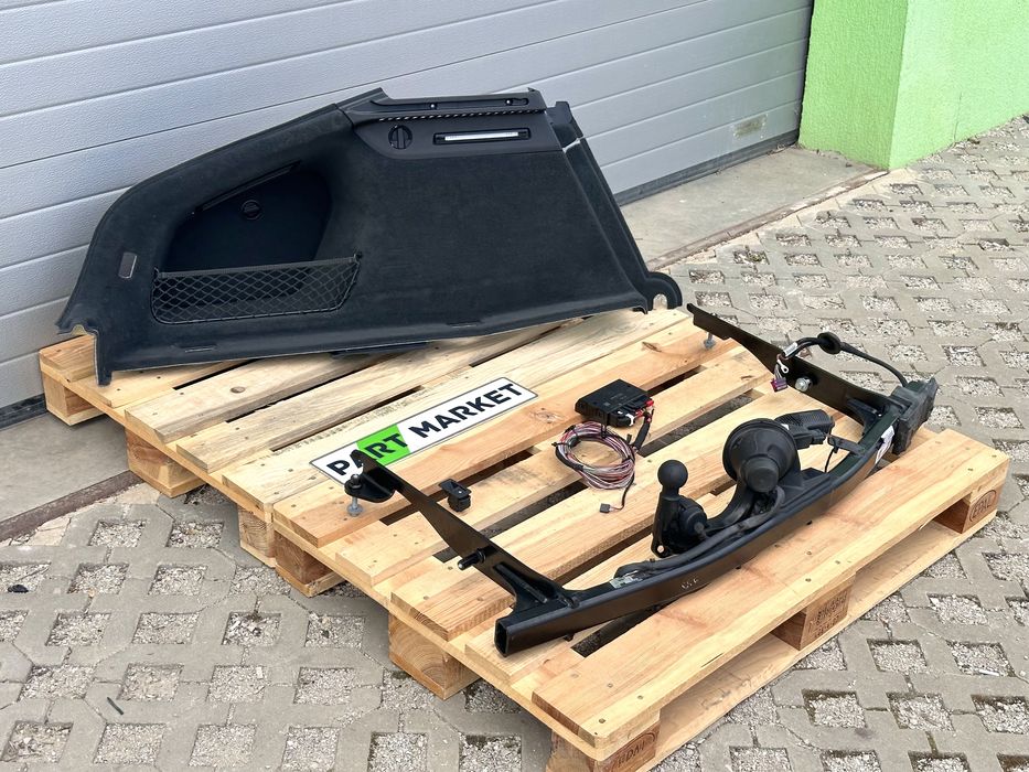 Теглич комплект AUDI A6 C8 / A7 C8 Електрически  4K0800491E