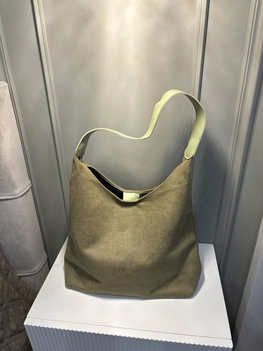 Продам сумки на 8 марта подарок