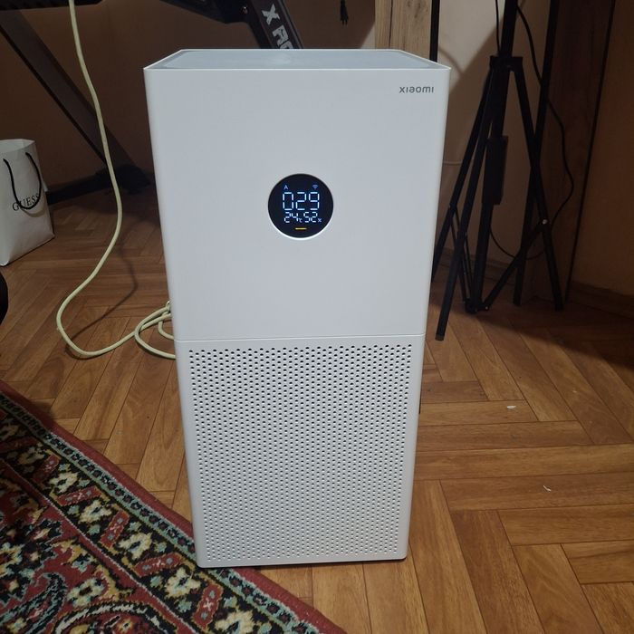 Продам Xiaomi Smart Air Purifier 4 Lite