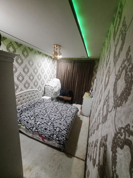 3 xonalik kvartira sotiladi