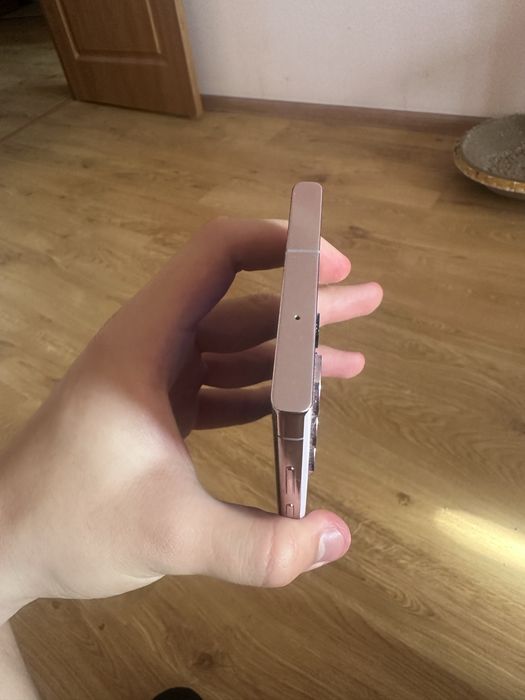 Продам Samsung galaxy s23 ultra