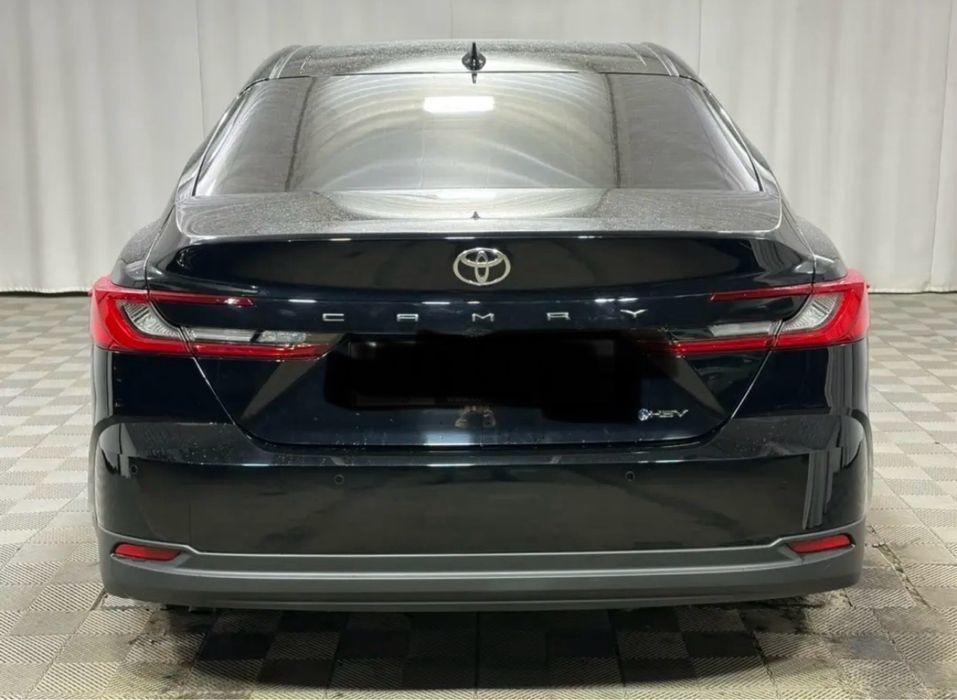 Продам бампер в сборе