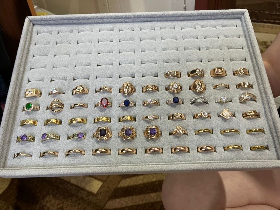 Серьги, кольца  медметалл.