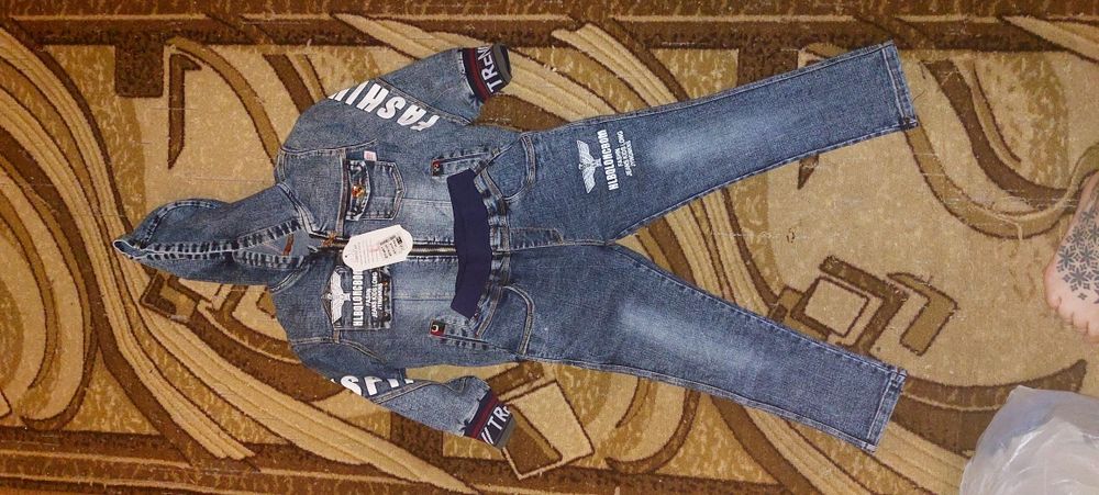 Продам детские вещи