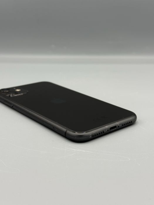 iPhone 11 | 64 GB | Baterie 10% | 0 Cicluri | Negru | Plata in rate