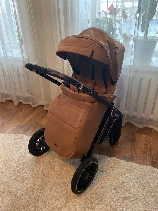 Коляска детская,три в одном