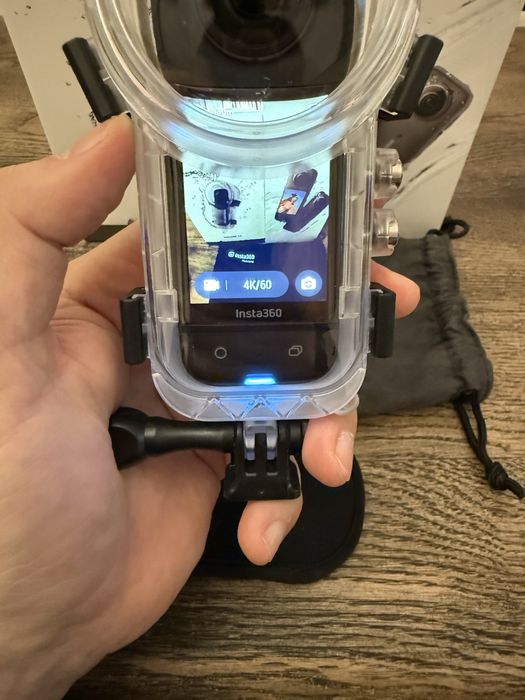 Insta 360 x3 + Dive case