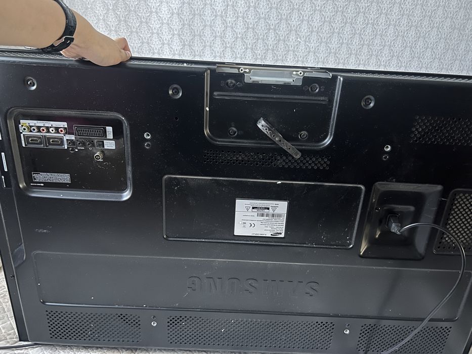 Телевизор samsung 2011