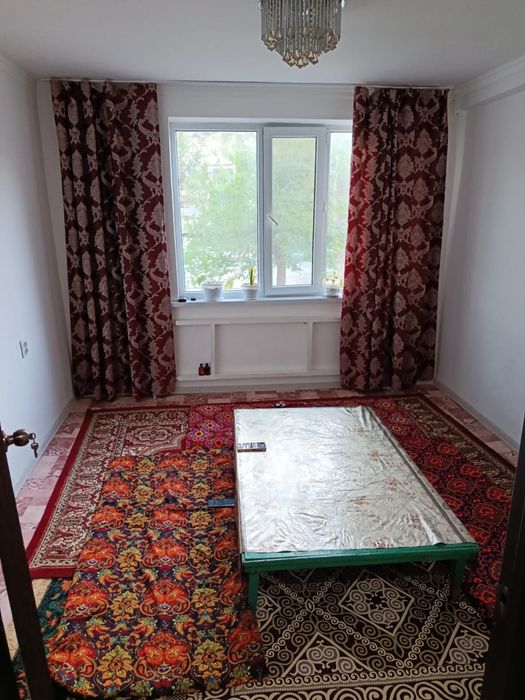 Срочно 2 бөлмелі пәтер Қаратау қаласы.