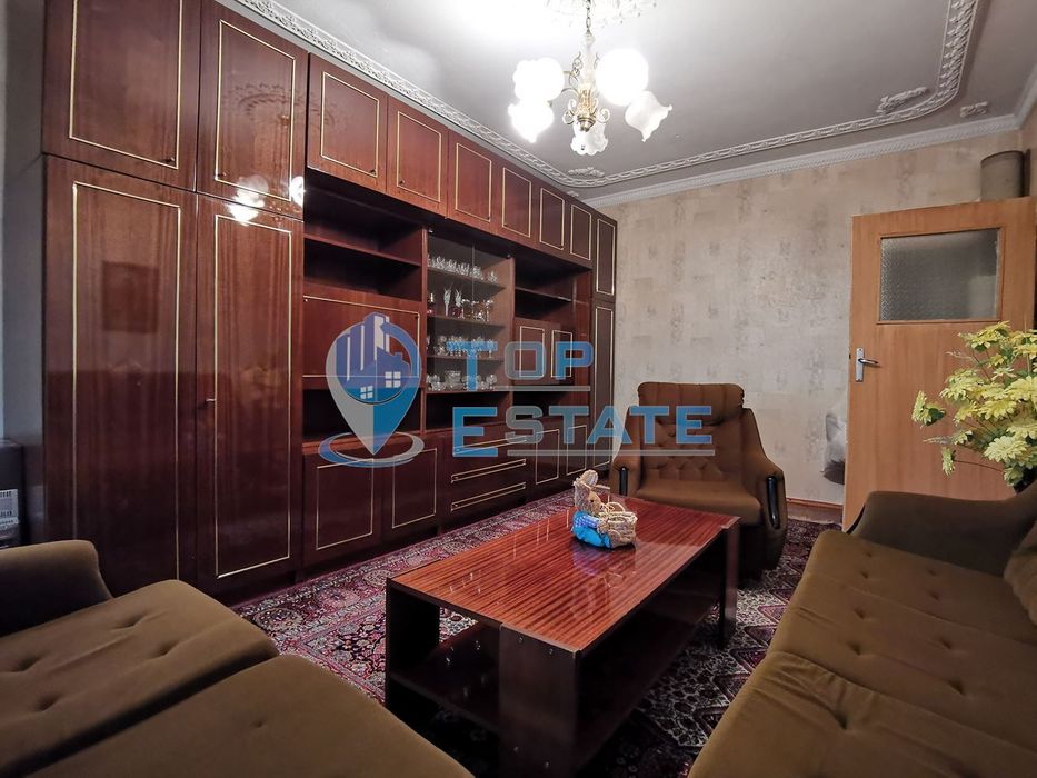 Многостаен тухлен апартамент с локално парно в централната част на гр