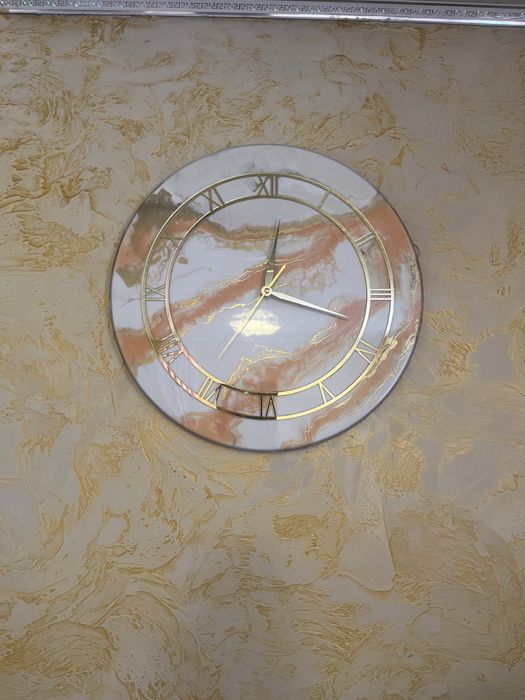 Продам часы из эпоксидной смолы