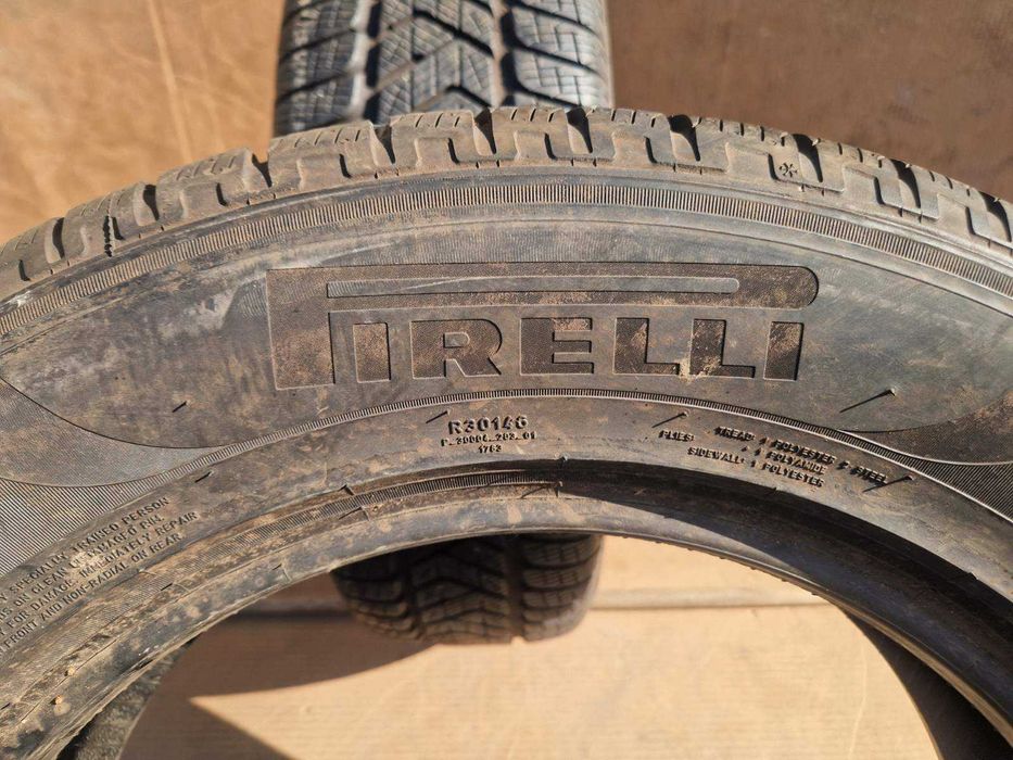 2 Pirelli R17 215/65
Зимни гуми 
DOT3122