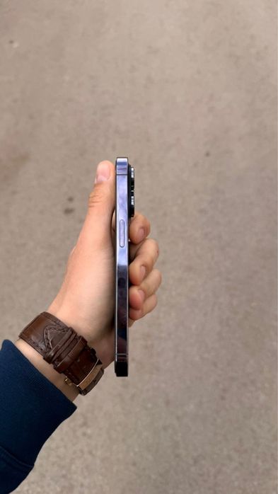 Продам айфон/iphone 14 про