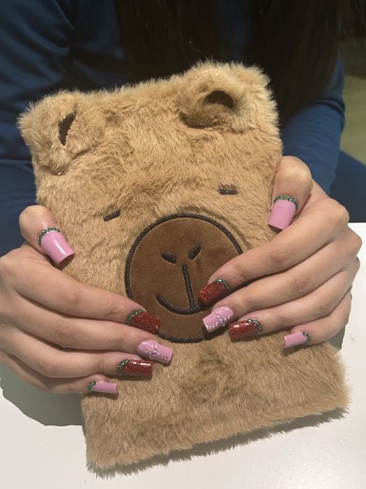 Aplic unghii cu gel  pretul porneste de la 90lei