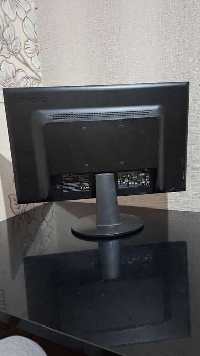 Монитор Lenovo 60Hz