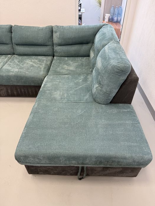 Coltar extensibil cu lada de depozitare