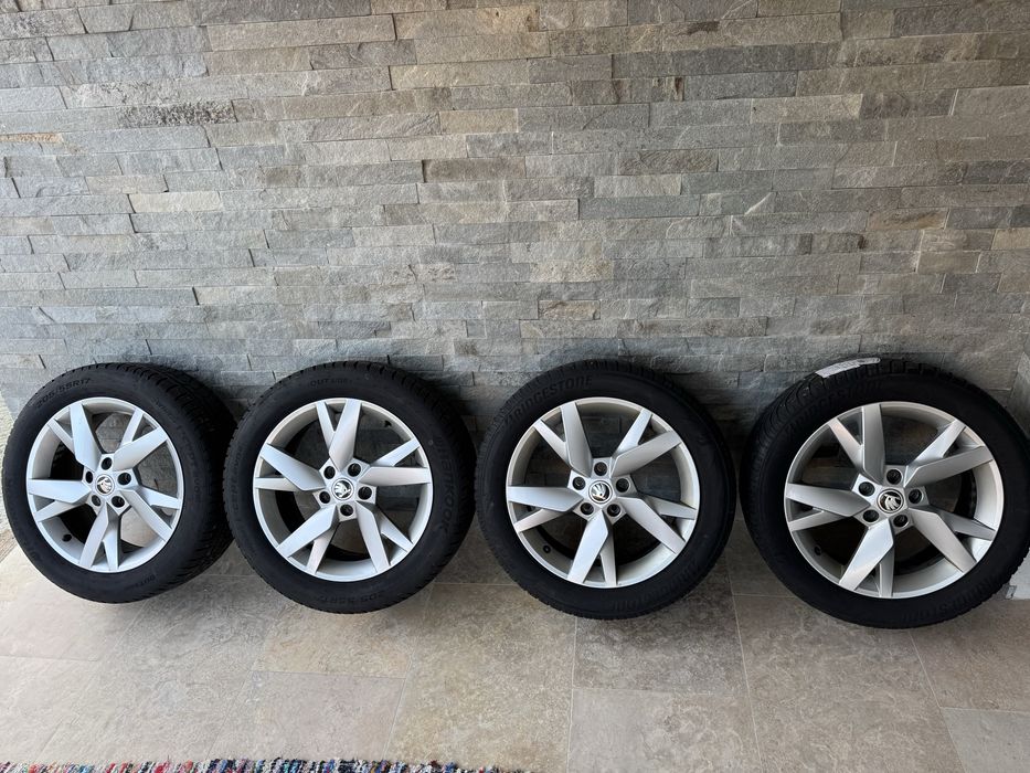 Jante Roti de iarna pe 17”, 205 55 17,jante aliaj Skoda originale