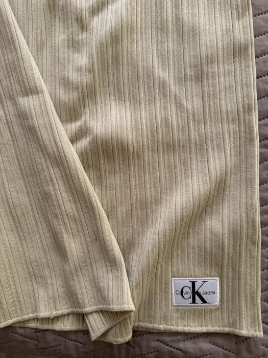 Нова рокля Calvin klein