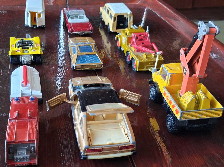 Лот метални колички - мачбокс, сику, полистил, хот уилс, корги,норев