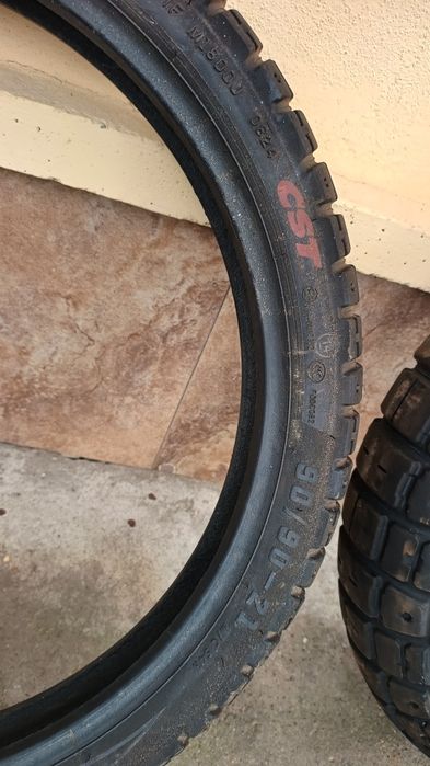 Vând doua anvelope CST adventure R18 și R21 ,provin de pe CF Moto MT 450